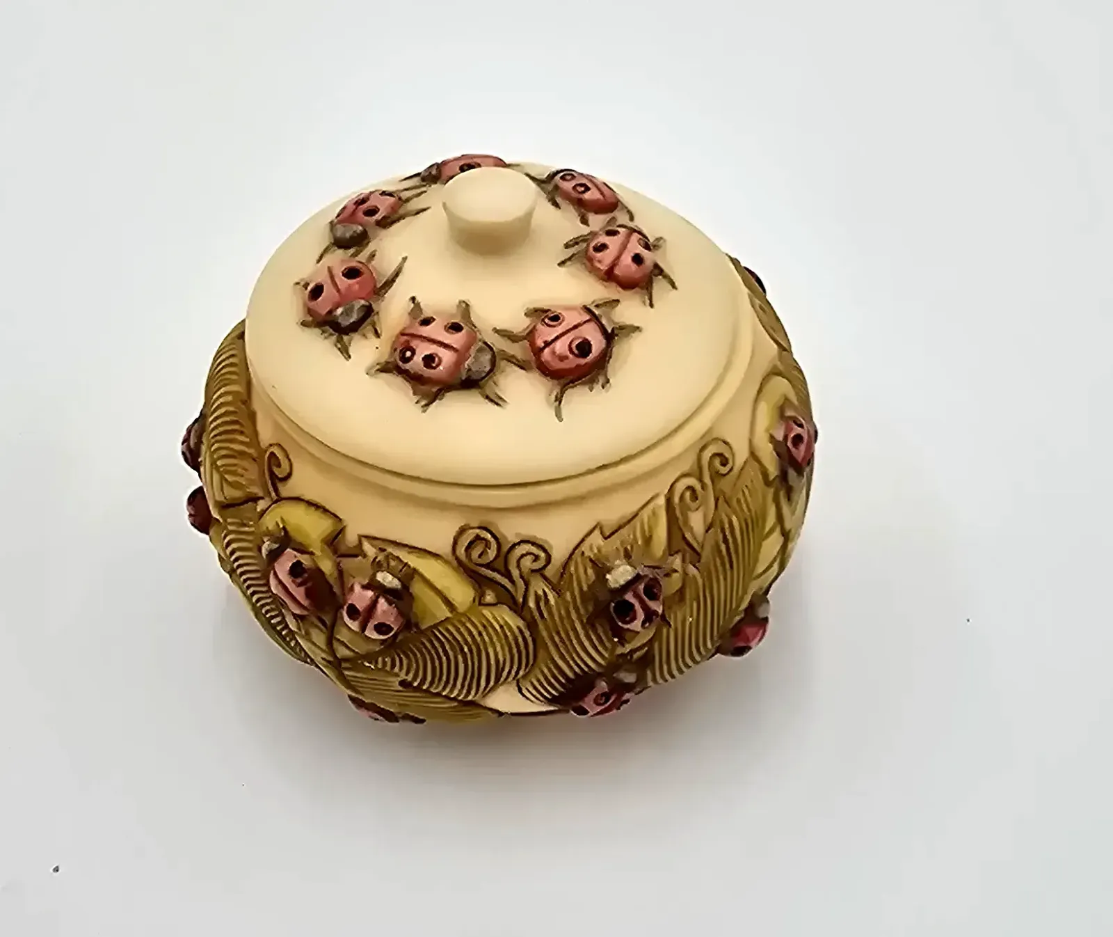 Jardinia Harmony Kingdom "Fly Away Home" Ladybug Trinket Box (With Original Box)