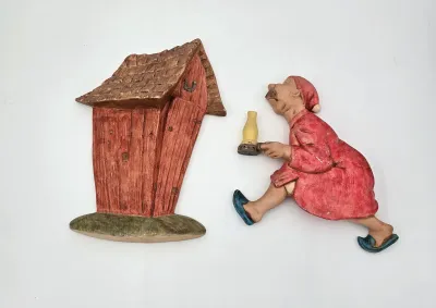 Vintage Arnel's Ceramic Race to the Outhouse Wall Hanging Plaque Set