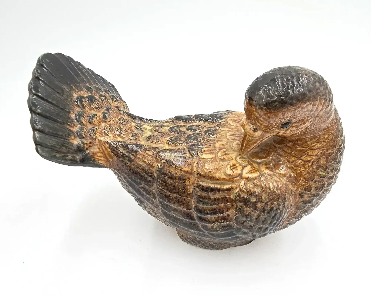 Vintage Made In Japan Ceramic Bird Figurine Preening Brown Glaze — detail
