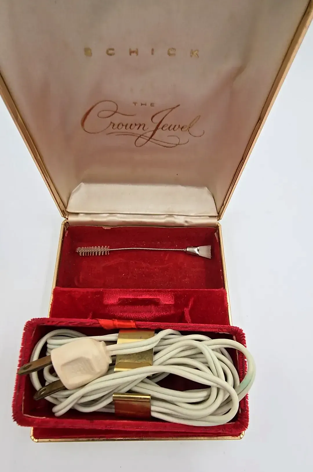 Vintage 1950s Schick Crown Jewel Ladies Electric Shaver Model 100 Complete Boxed — detail