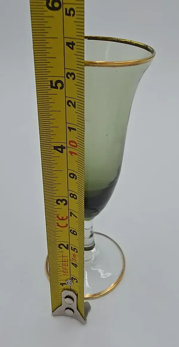 Vintage Bohemian Italian Green Glass Gold Orchid Flute Cordial Glasses Set of 3 — underside