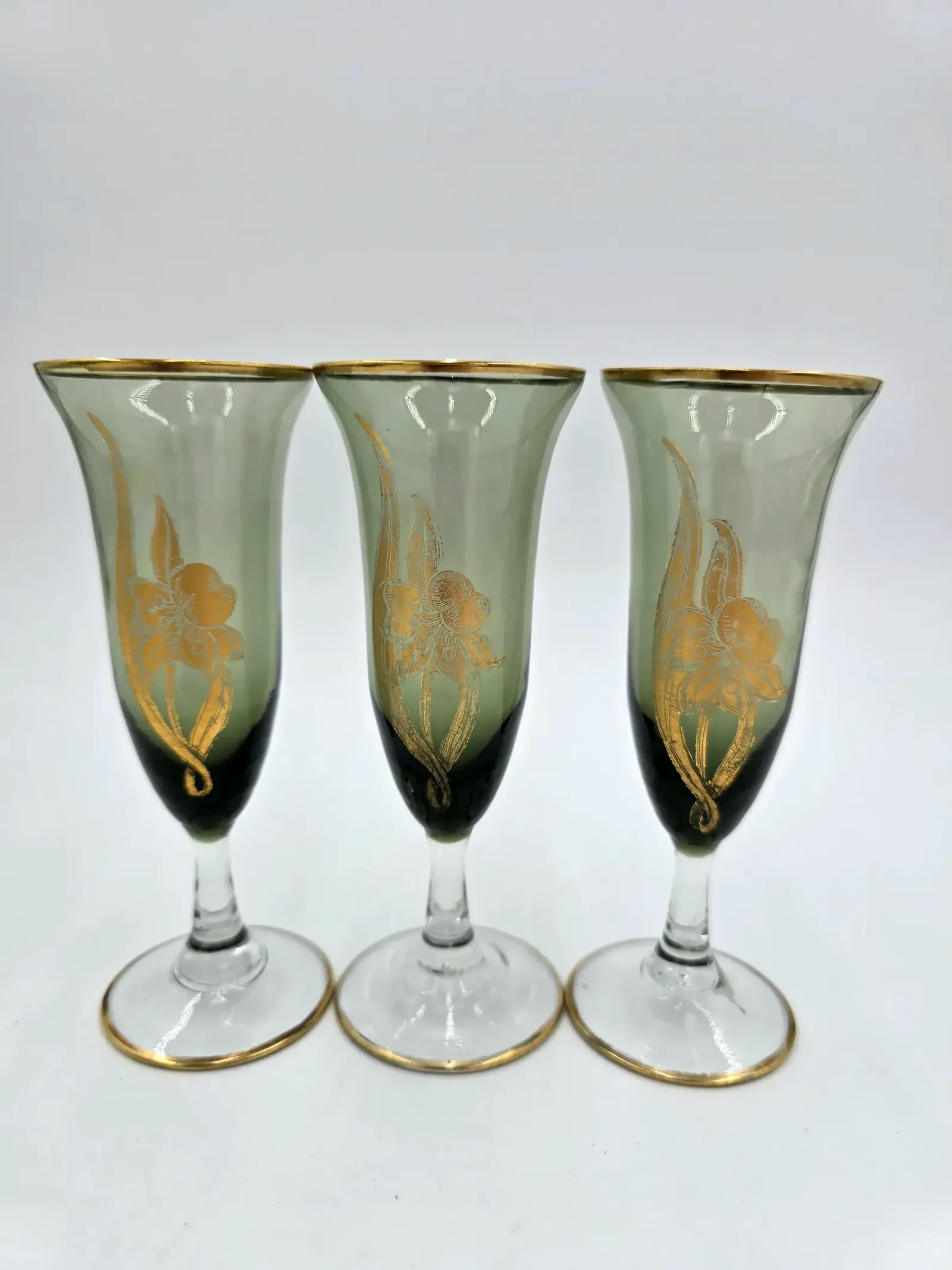 Vintage Bohemian Italian Green Glass Gold Orchid Flute Cordial Glasses Set of 3