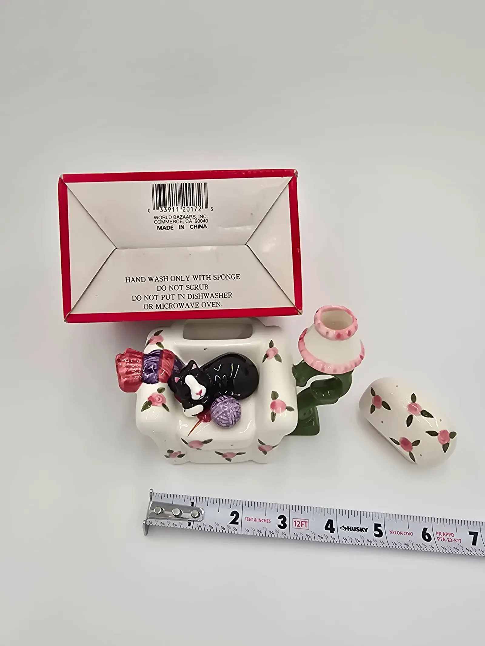 Ceramic Sofa w/Cat teapot