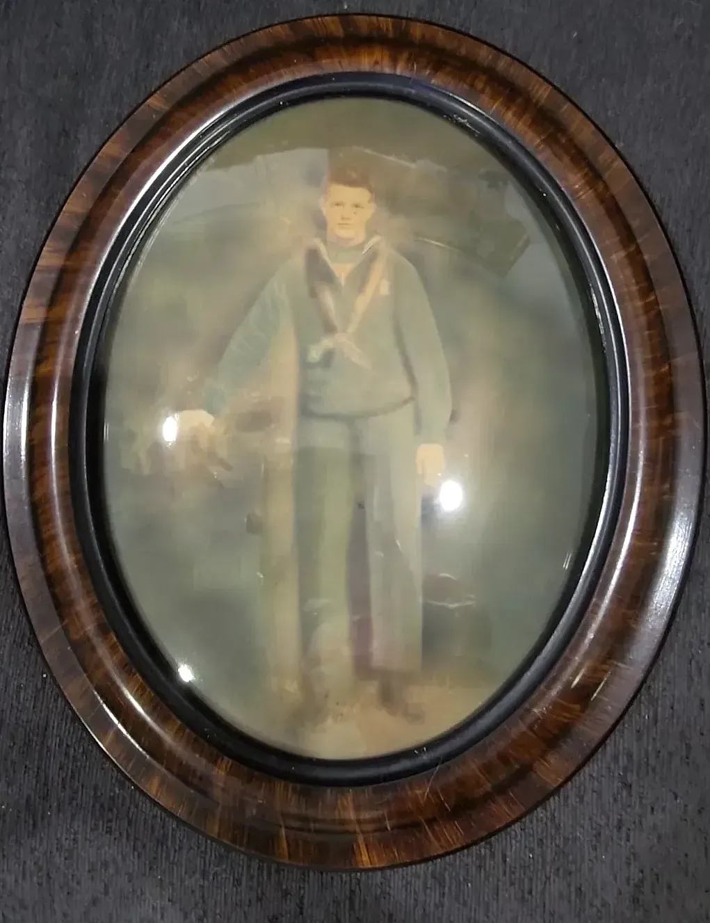Antique WWI 1917 Merchant Marine Sailor Portrait Wood Frame Convex Bubble Glass — detail