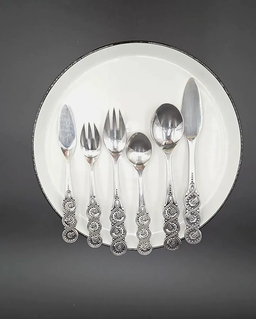 Vintage International Stainless Japan IE 9000 Flatware Serving Set 49 Pc Bird Handle Mid Century
