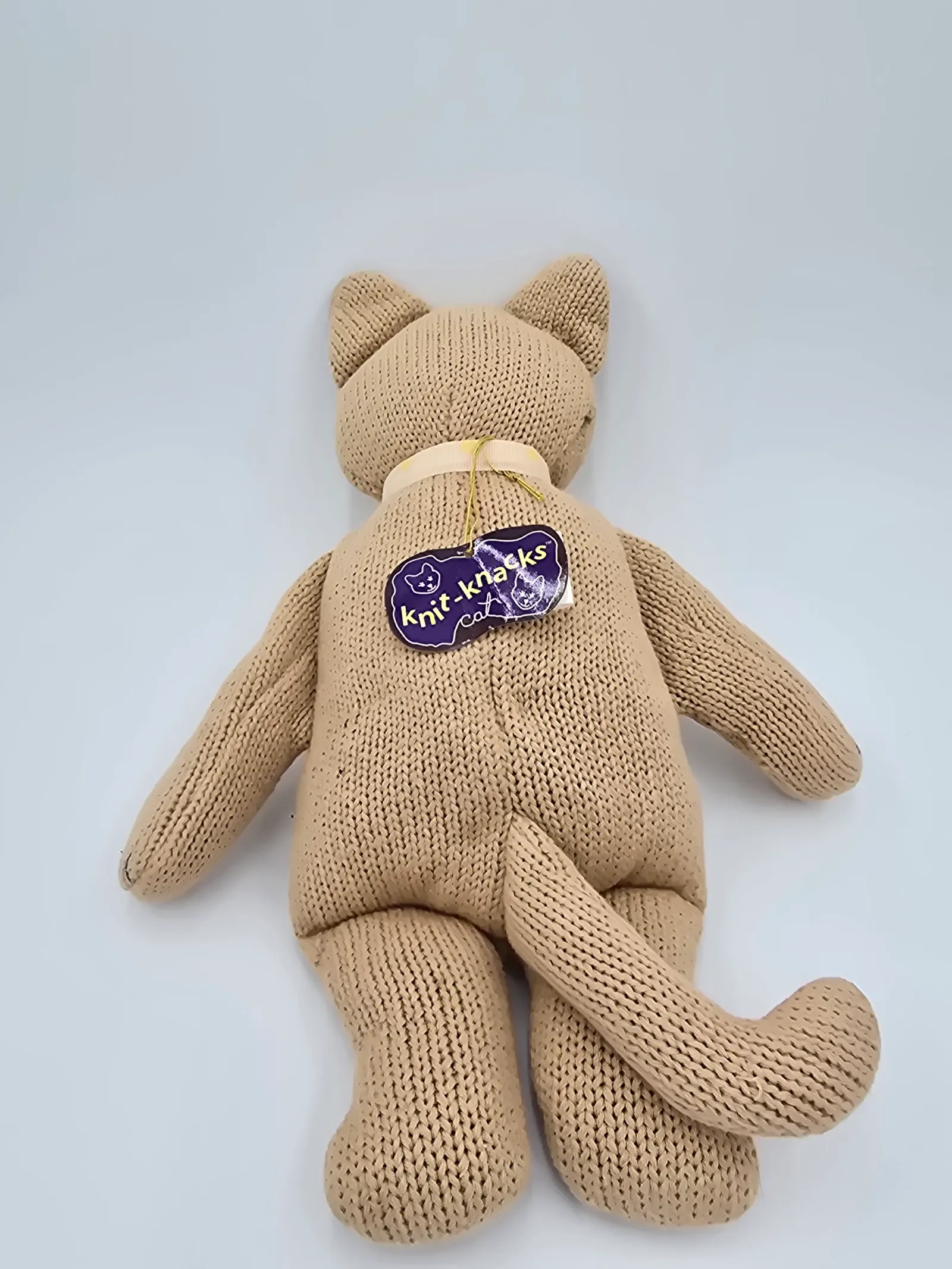 Knitted cat doll