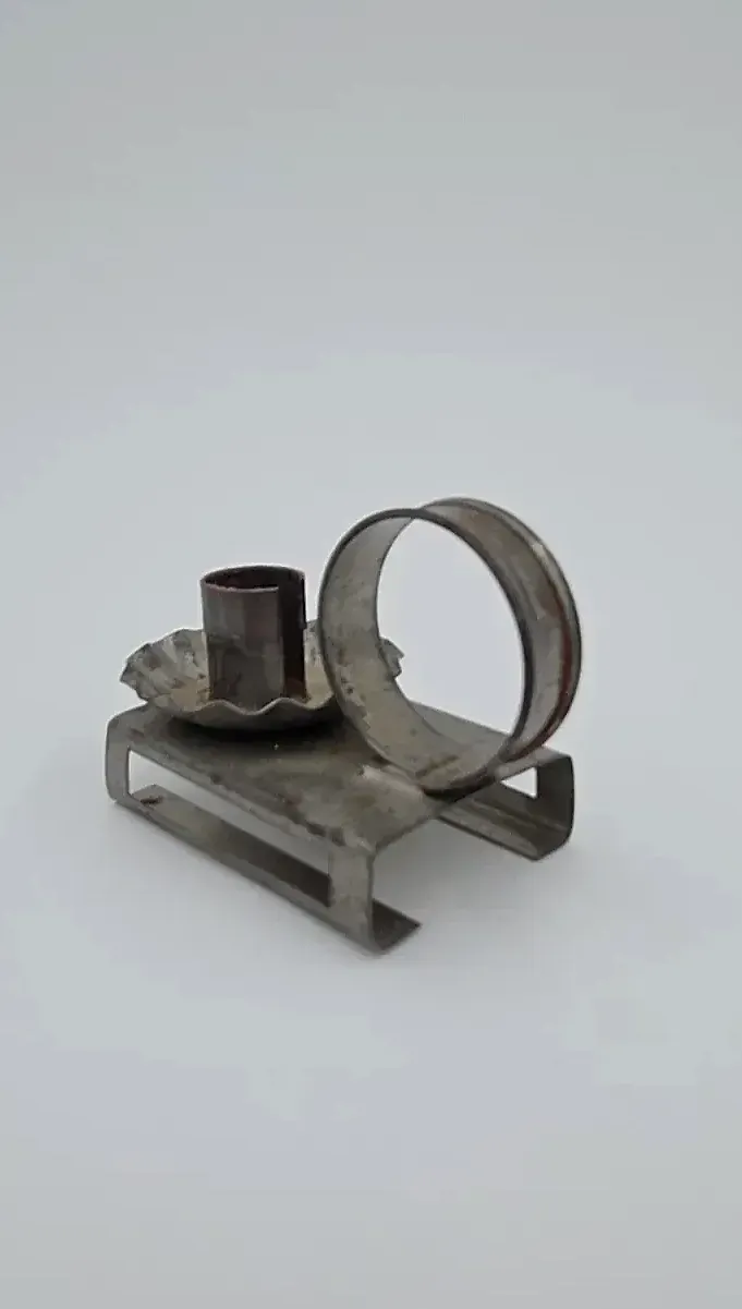 Candle holder