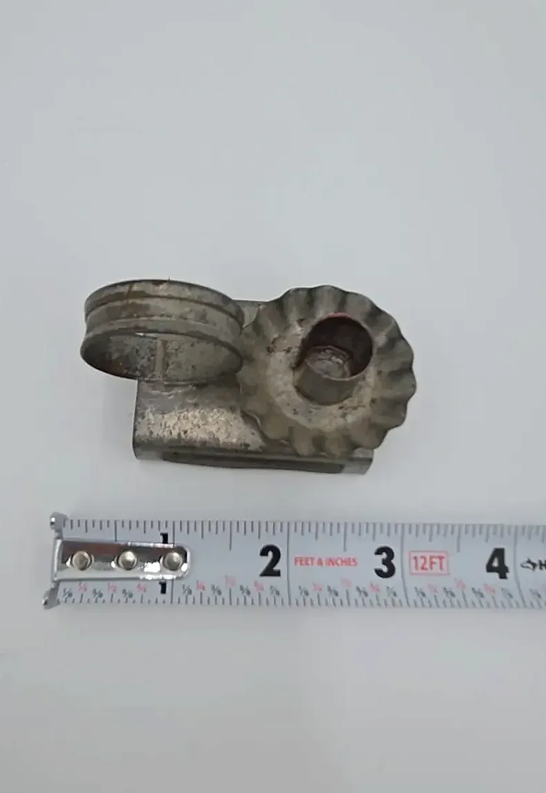 Candle holder