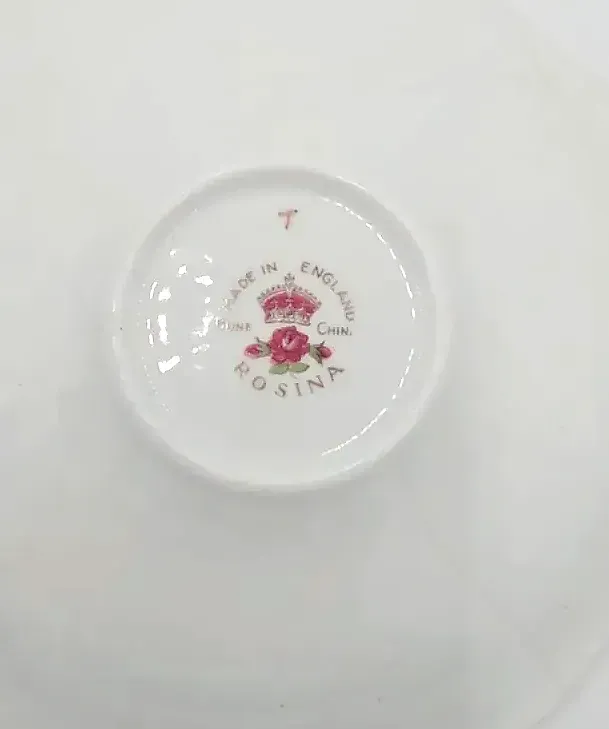 Vintage Rosina Bone China Tea Cup & Saucer Floral Berry Bouquet Made in England