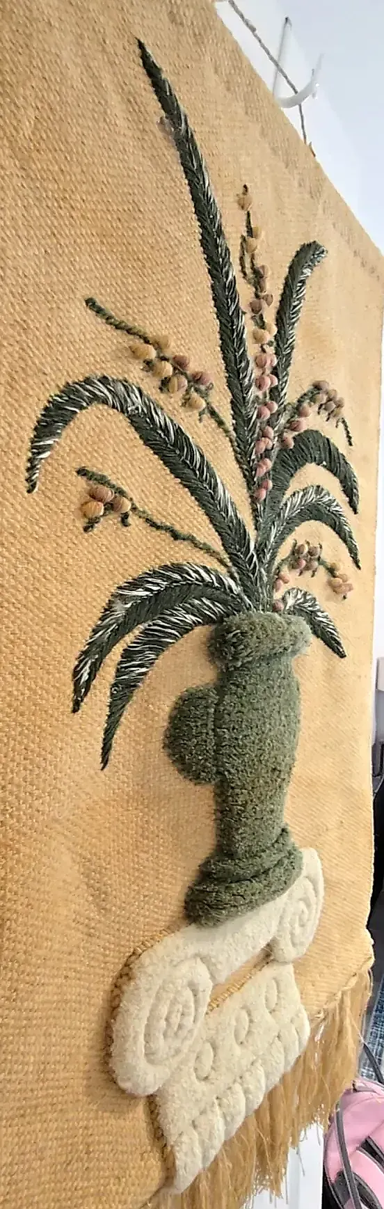 Vintage Jute Woven Wall Hanging 70s Boho Tufted Palm Urn Column Fiber Art Tag — underside