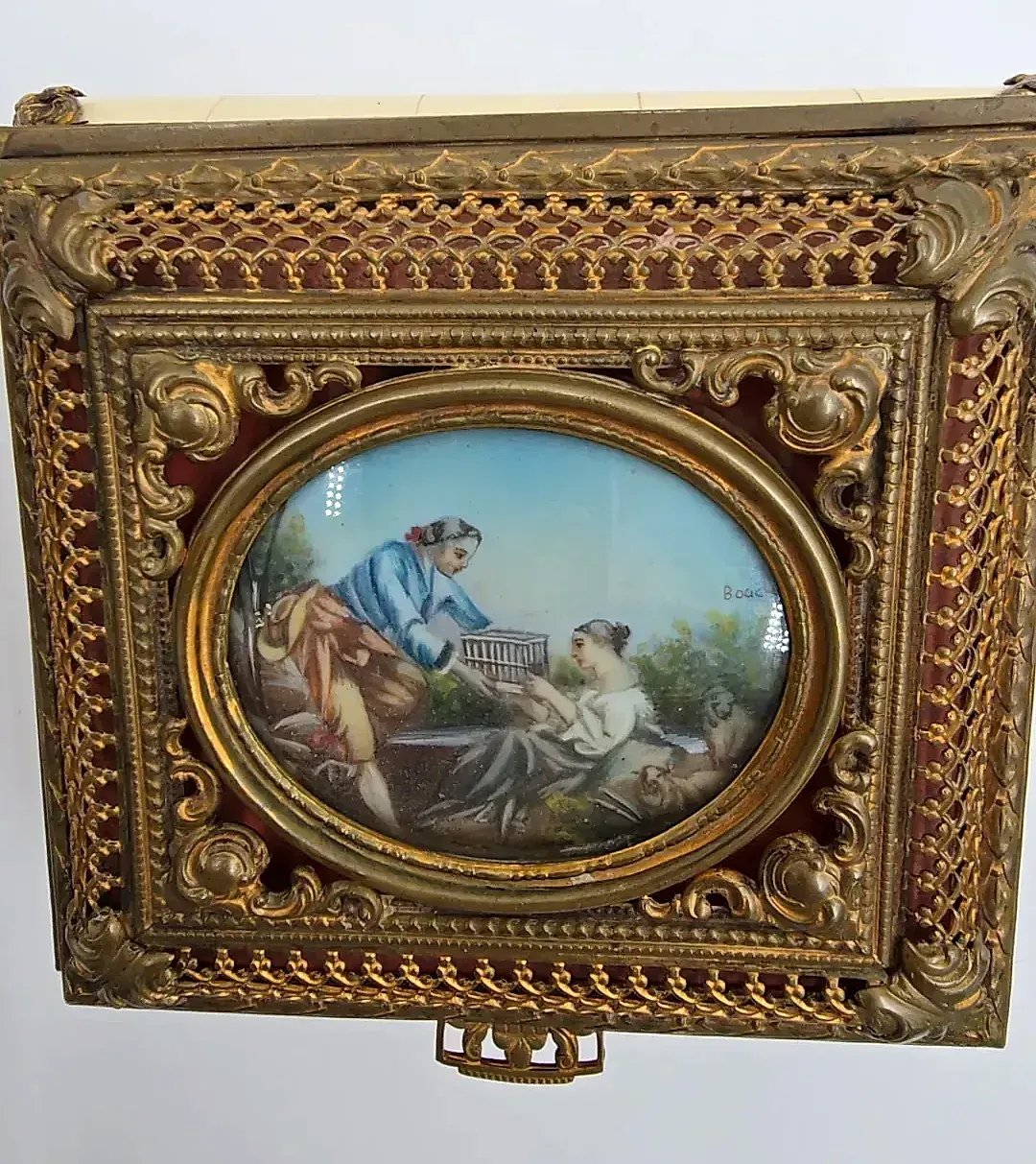 Antique Italian Gilt Metal Jewelry Casket Boucher Scene Velvet Lined — detail