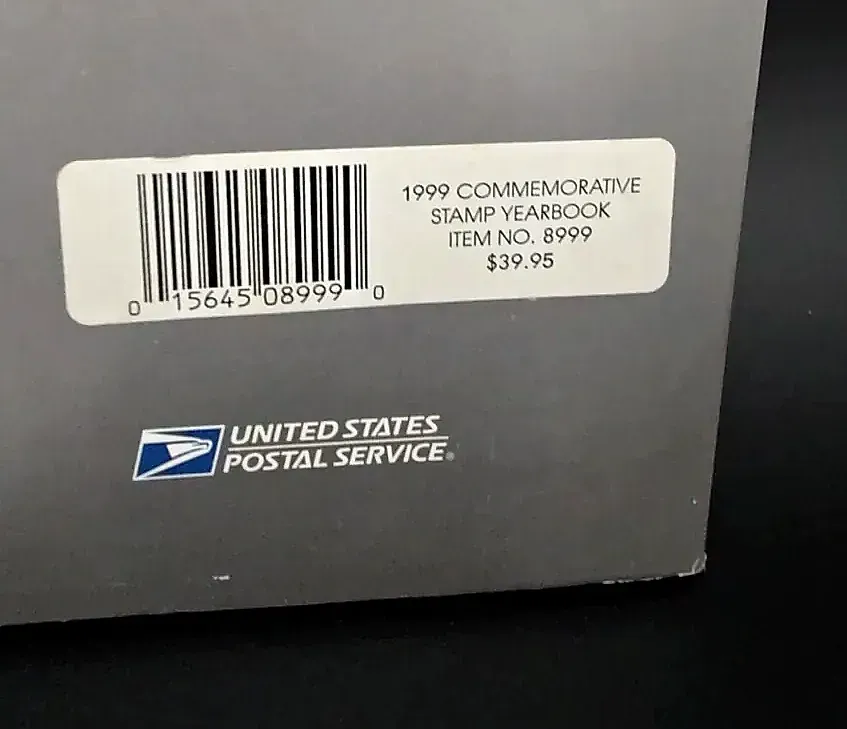 1999 USPS Commemorative Stamp Yearbook Item 8999 complete slipcase sealed stamps