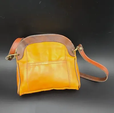 Mid Century W T Grant Co Leather Handbag Shoulder Purse Vintage Yellow
