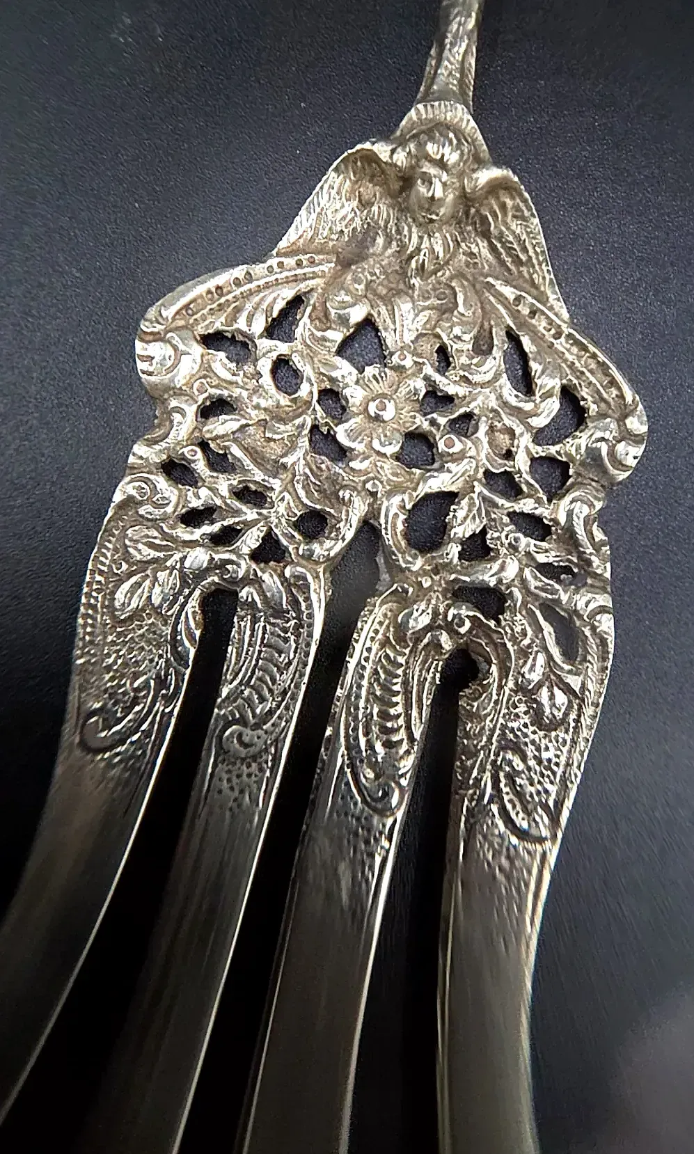Vintage Bellini Italy Ornate Silverplate Serving Fork Cherub Fleur-de-Lis