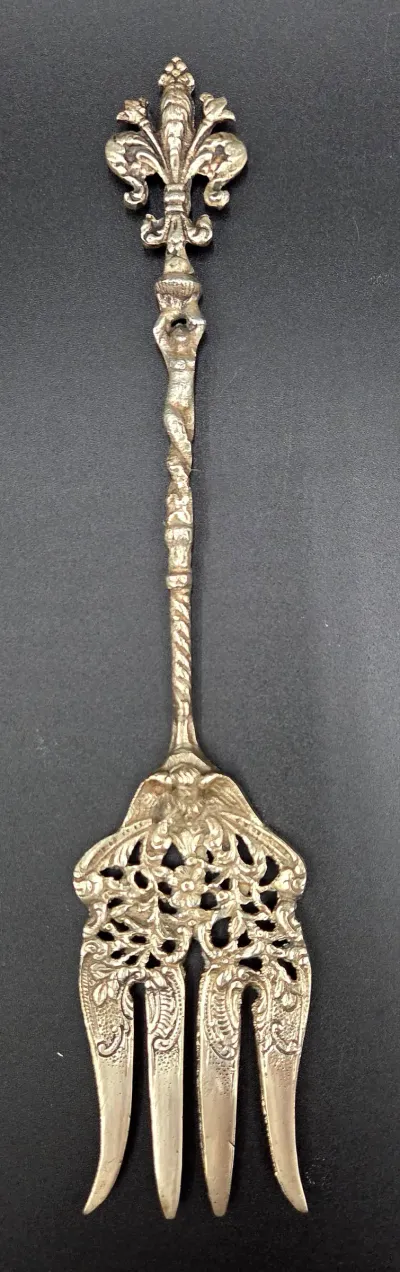Vintage Bellini Italy Ornate Silverplate Serving Fork Cherub Fleur-de-Lis