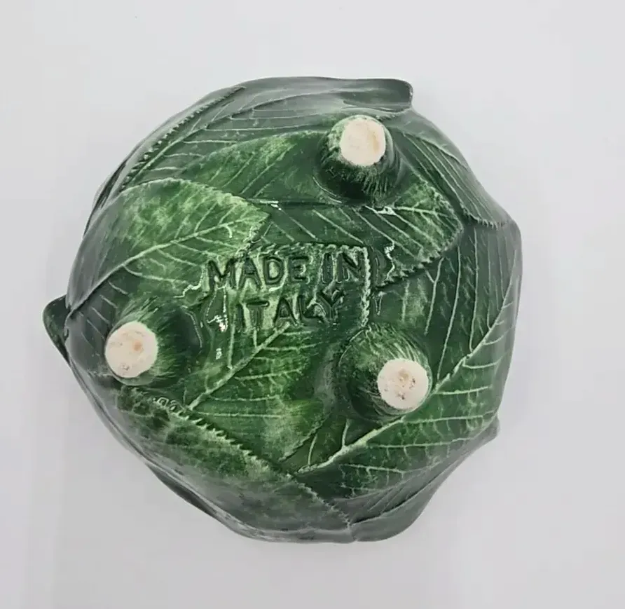 Vintage Made in Italy Green Leaf Majolica style Pottery Trinket Bowl