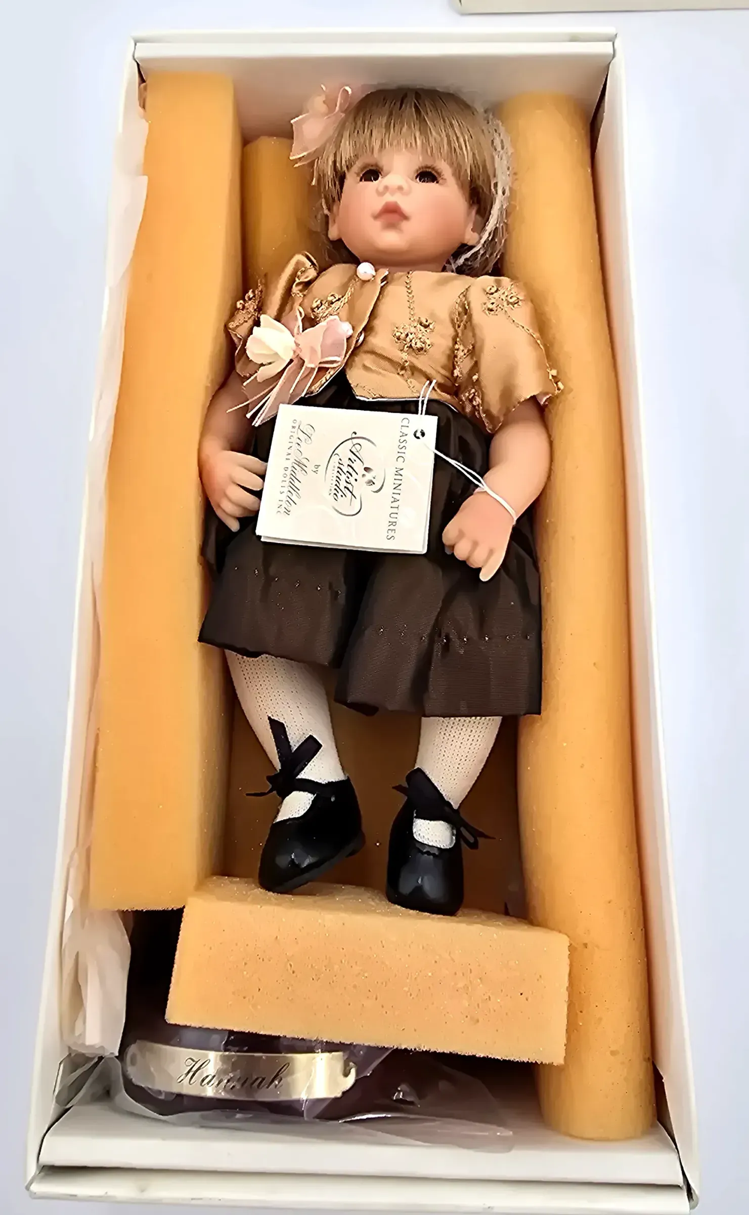 Lee Middleton Hannah Classic Miniatures Collection by Reva Schick