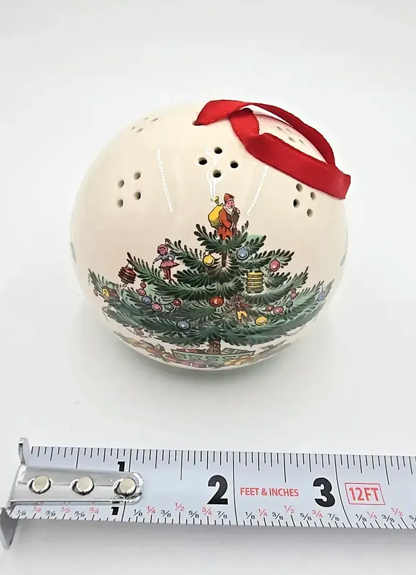 Spode Christmas Tree Pomander Ornament Ceramic Ball England w/ Original Box