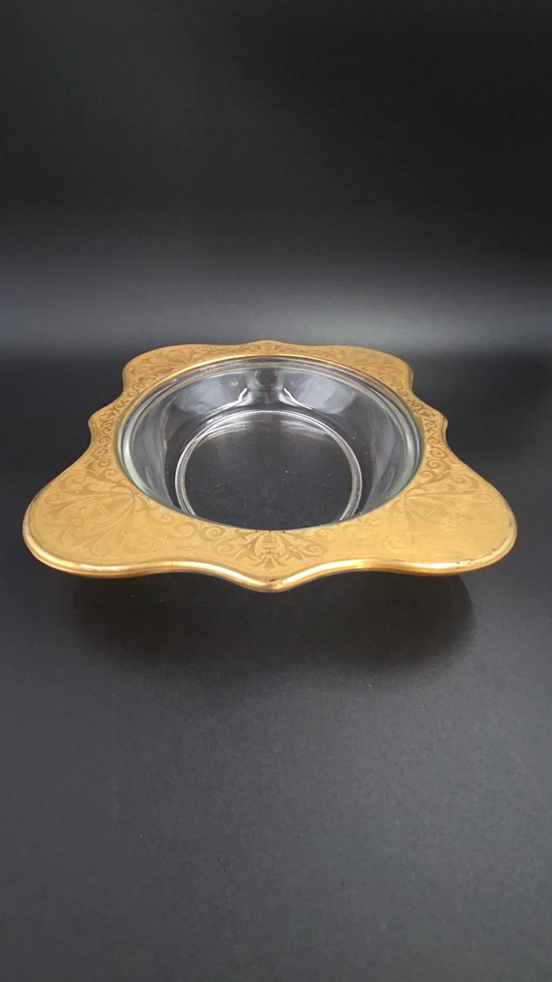 Vintage Ornate Gold Encrusted Glass Serving Bowl Dish Hollywood Regency — detail