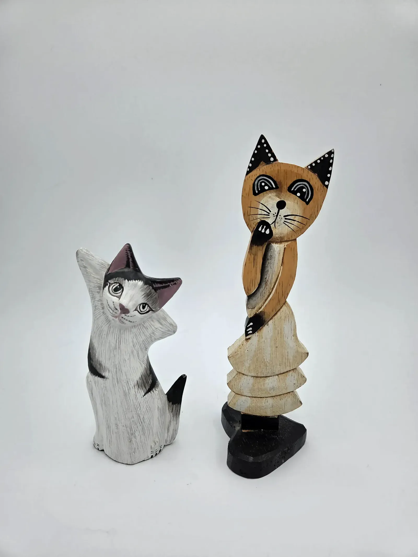 Cat wooden figures
