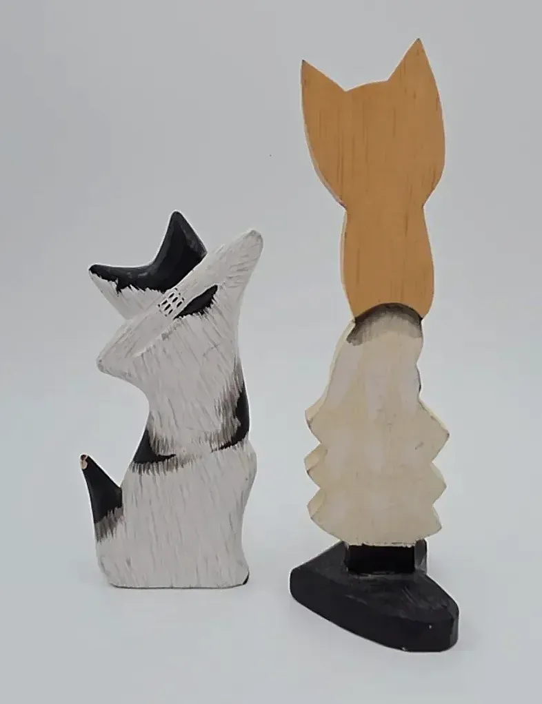 Cat wooden figures