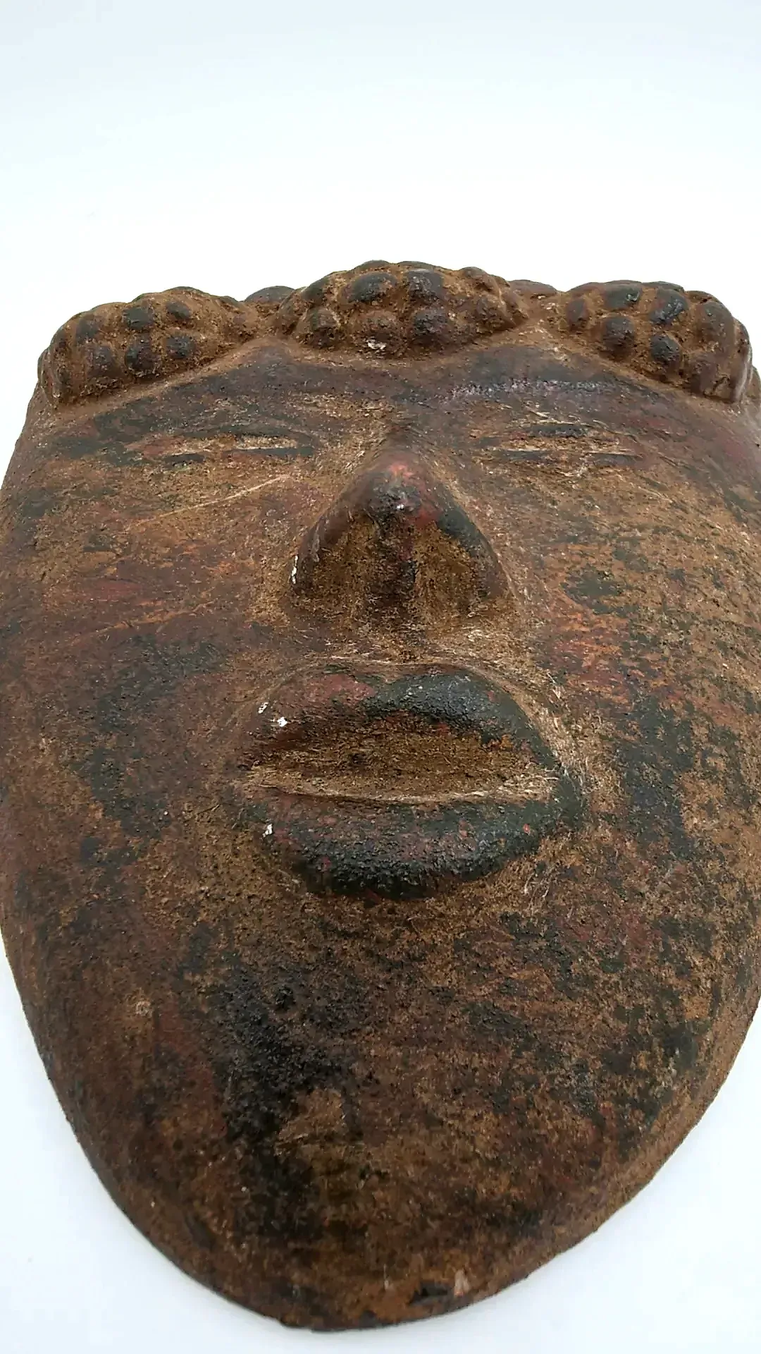 Vintage Mexican Terracotta Aztec Mask Art Decorative Clay Face Plaque — detail