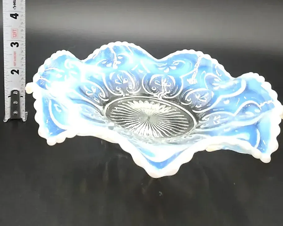 Antique Northwood Cashews Blue Opalescent Glass Ruffled Bowl UV Reactive