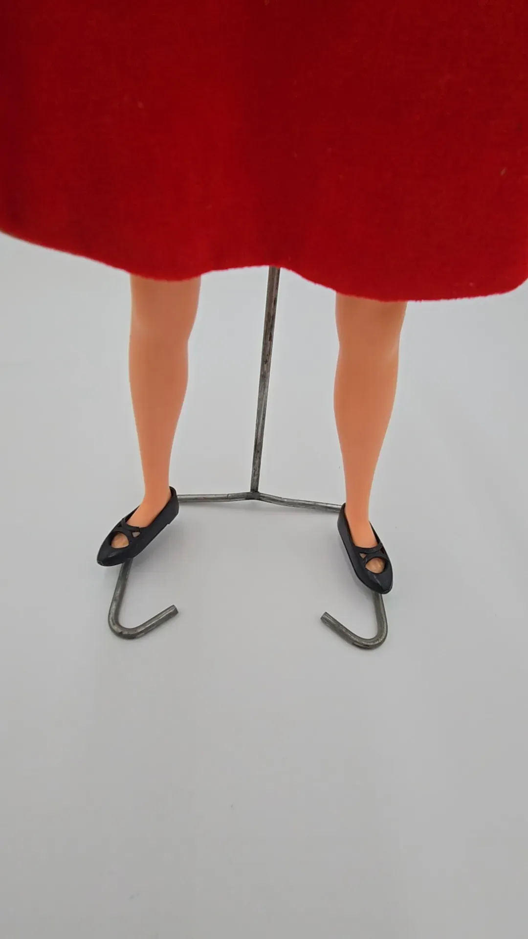 Vintage 1963 Remco Libby Littlechap 10.5" Doll in Original Box & Extras — detail