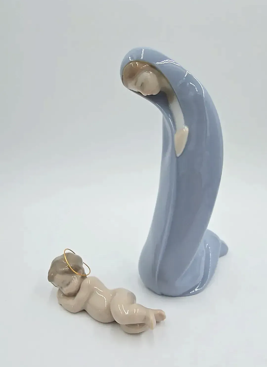 Vintage Authentic Lladró Porcelain Figurine Set - Madonna & Baby Jesus