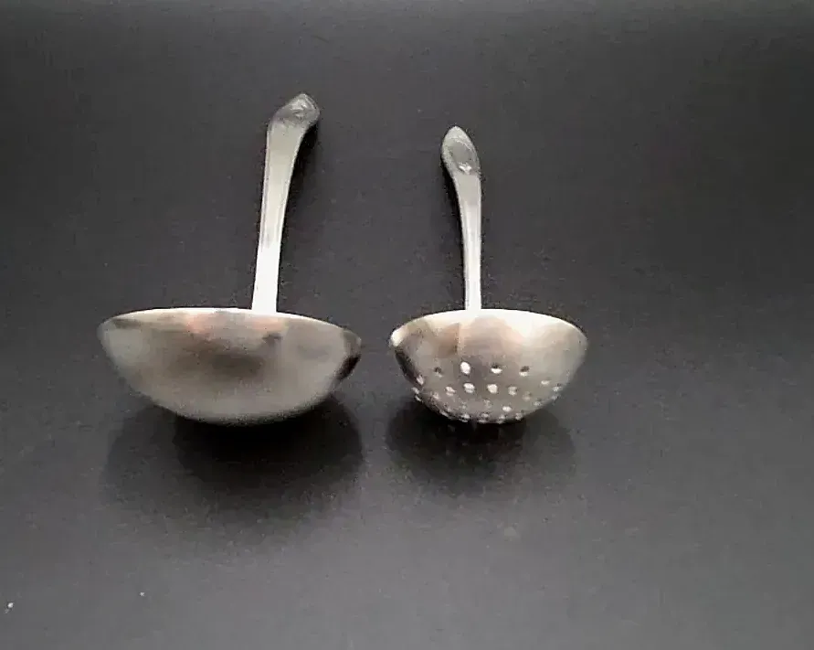 Vintage Community Plate Silverplate Gravy Ladle & Strainer Serving Spoon Matching Pair