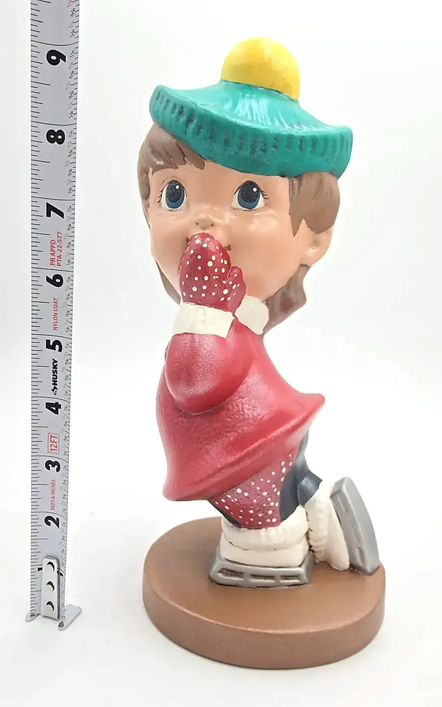 Vintage Ice Skating Boy & Girl Figurines – Winter Decor