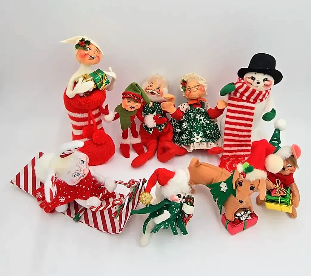 Annalee Christmas Dolls Lot of 9 Mr Mrs Claus Elves Mice Snowman Doggone Gift