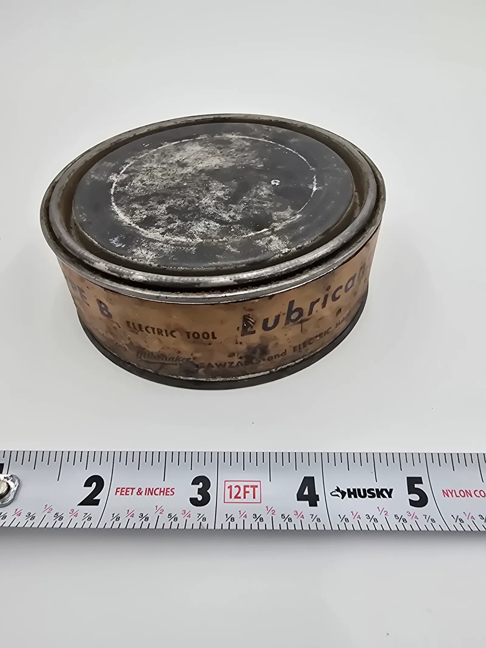 Milwaukee lubricant tin