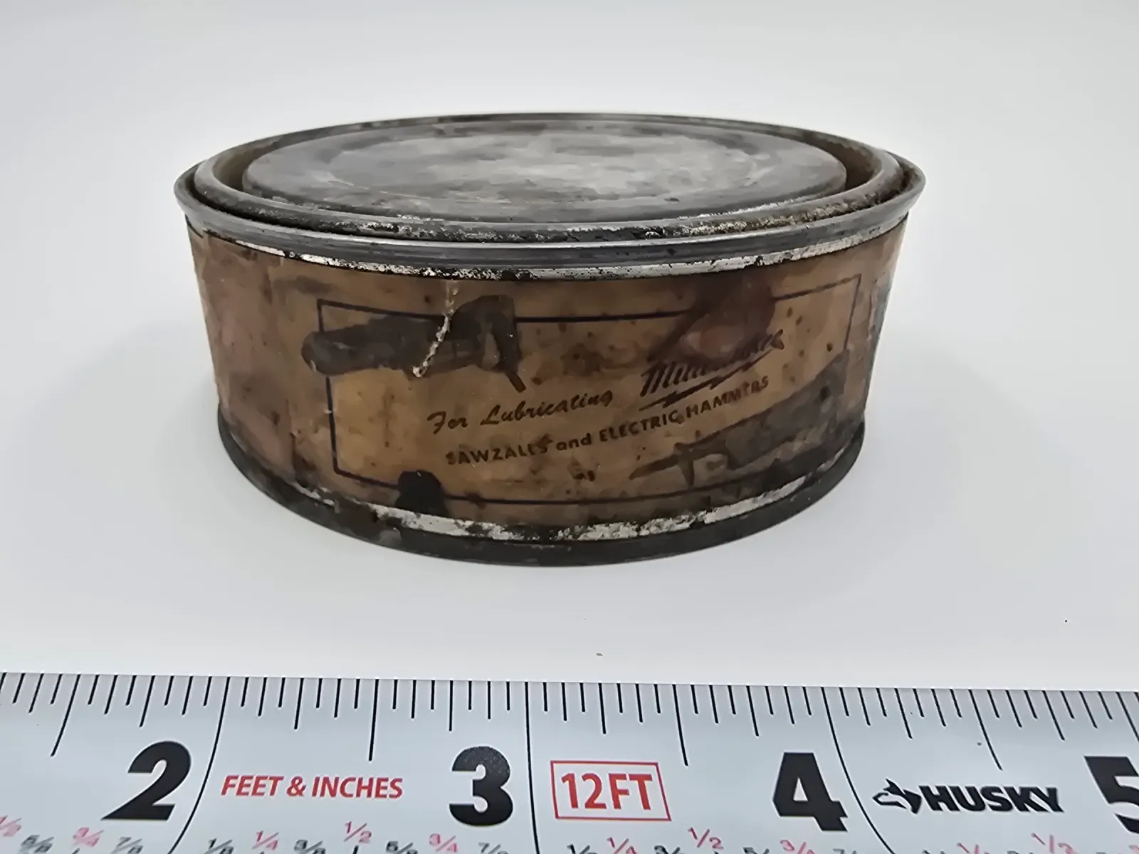 Milwaukee lubricant tin