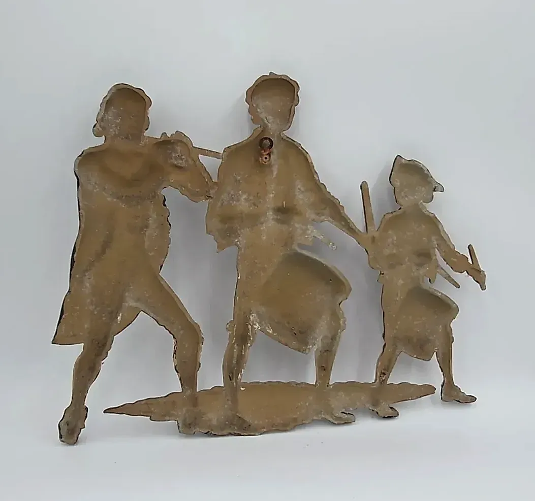 Vintage "Spirit of '76" Cast Metal Patriotic Wall Plaque — underside