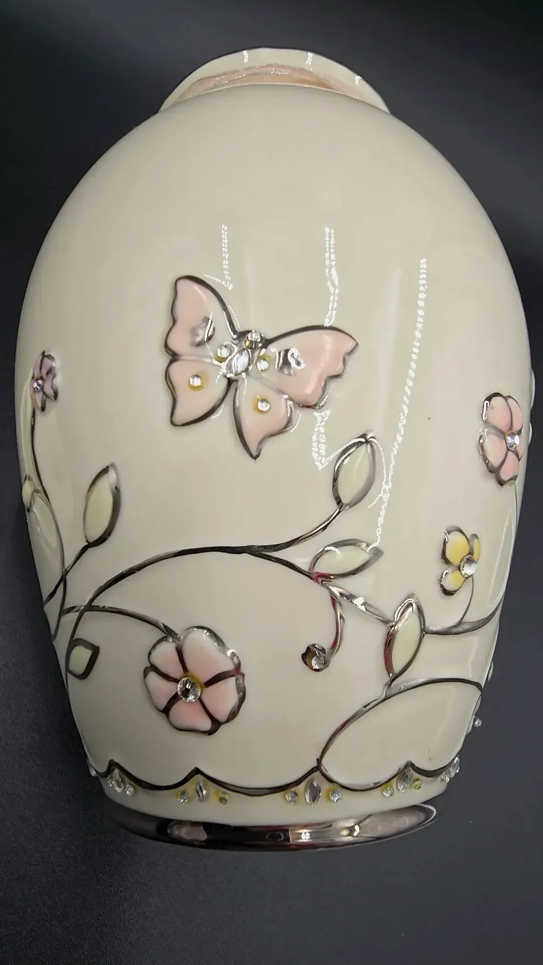 Ardleigh Elliott A Year of Wishes Musical Keepsake Jar Butterfly Music Box 2006