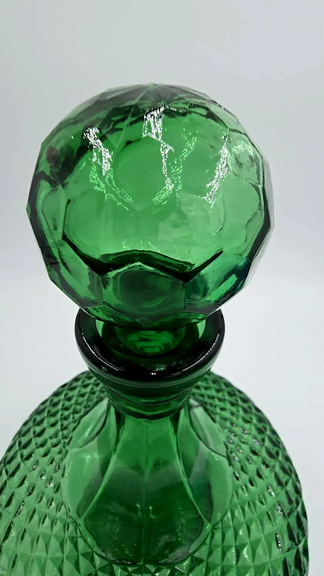 MCM Vintage Green Glass Decanter Genie Bottle Italian Empoli Diamond Point — detail