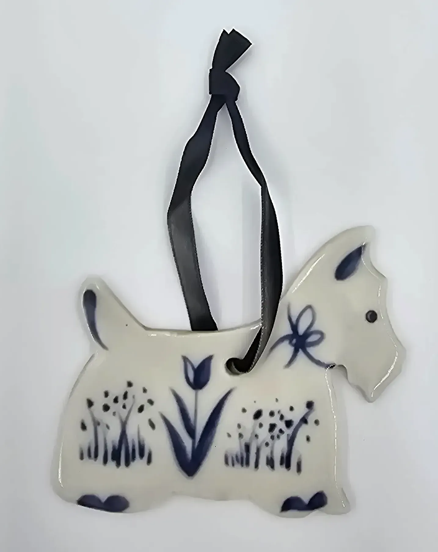 Russ Berrie Co. Blue White Delft Look Scottie Dog Flat Ornament Blue Ribbon