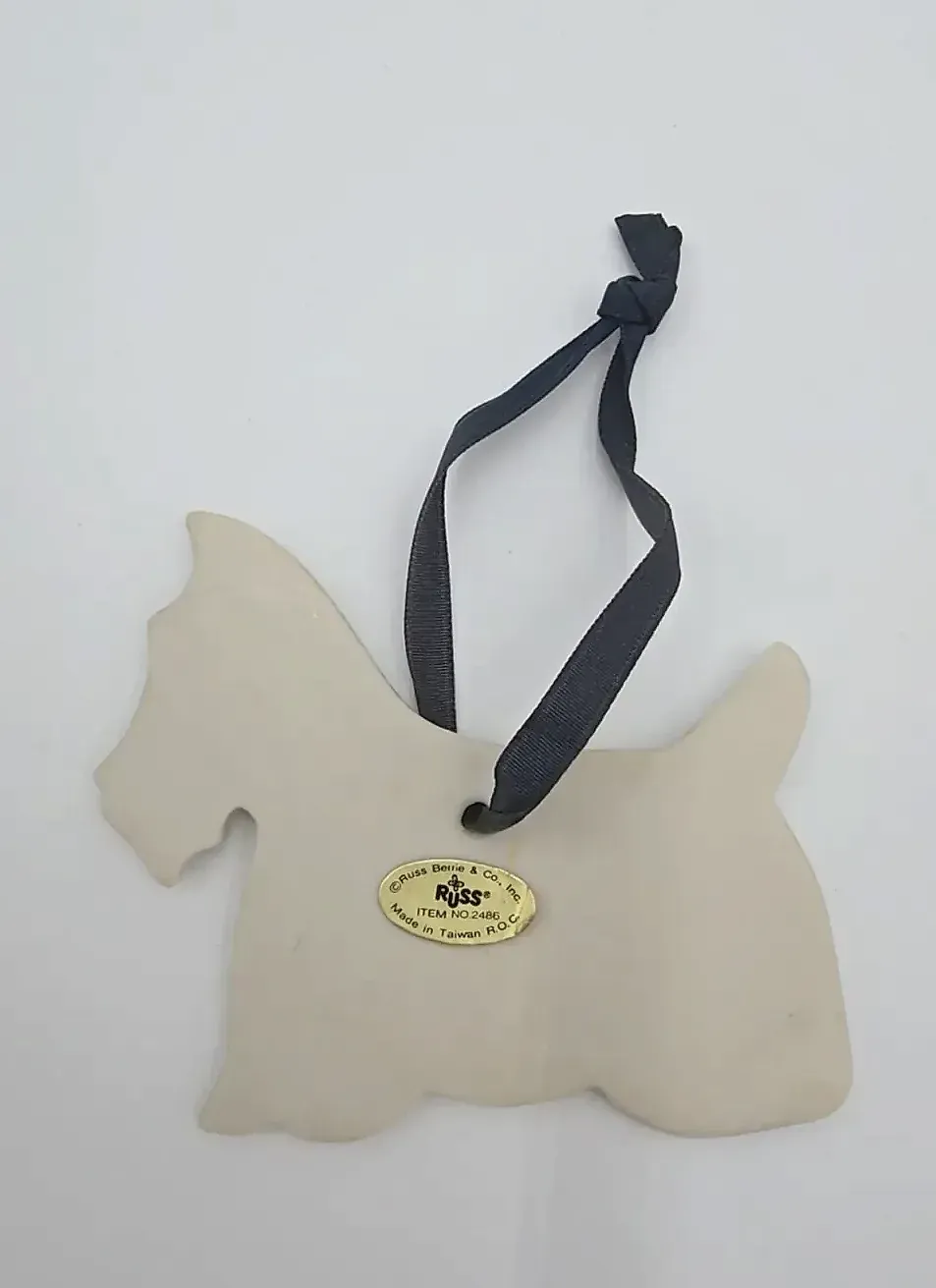 Russ Berrie Co. Blue White Delft Look Scottie Dog Flat Ornament Blue Ribbon