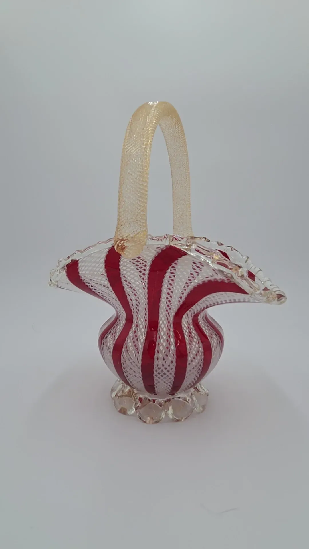 Red/clear glass basket