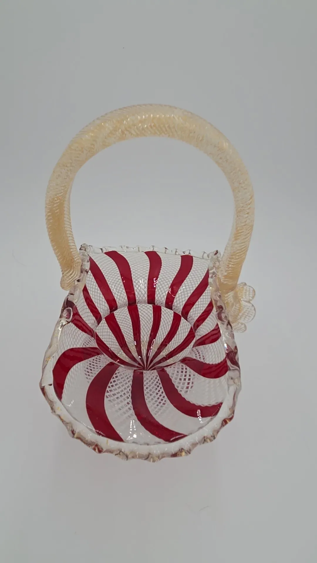 Red/clear glass basket
