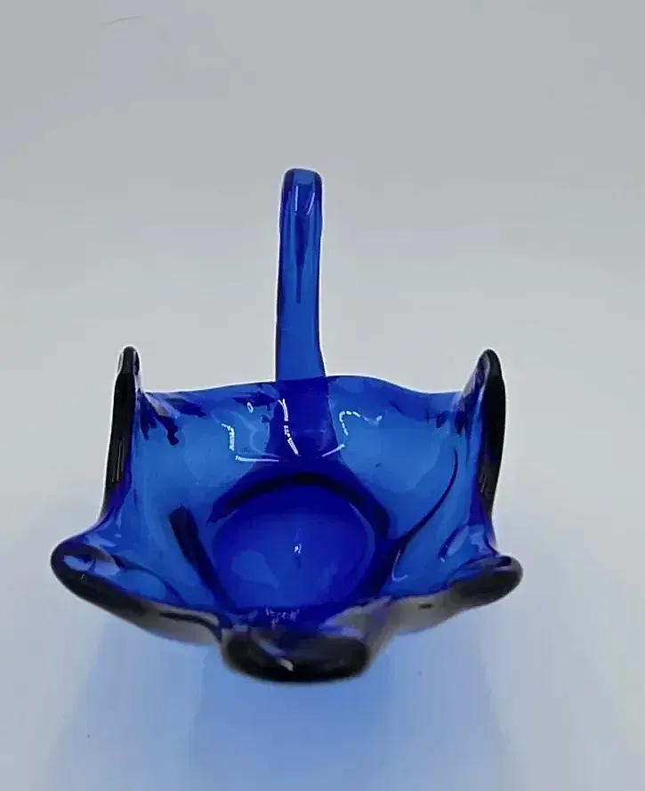Glass blue swan