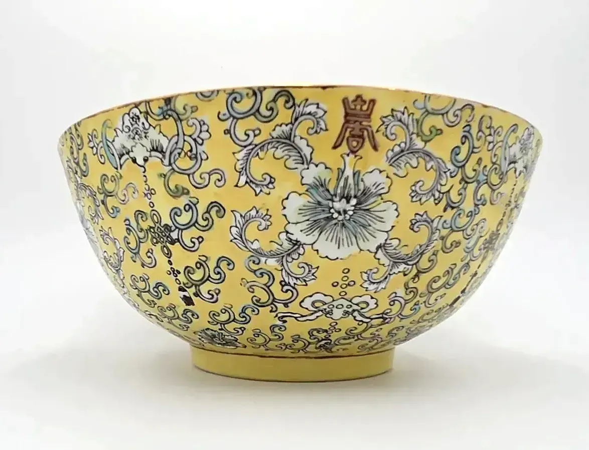 Vintage ACF Decorated Hong Kong Porcelain Bowl – Hand Decorated Floral Design — detail