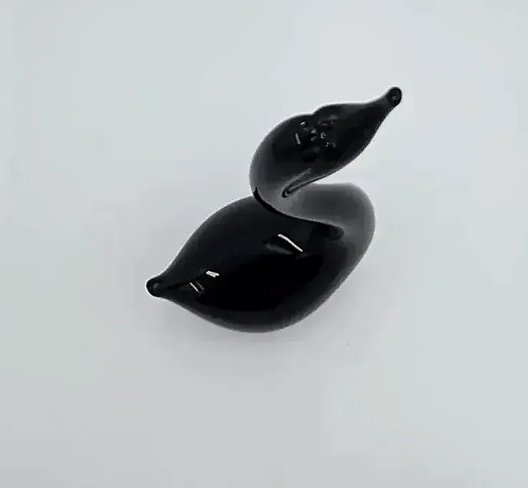 Black Art Glass Swan Figurine Elegant Bird Sculpture Murano Style