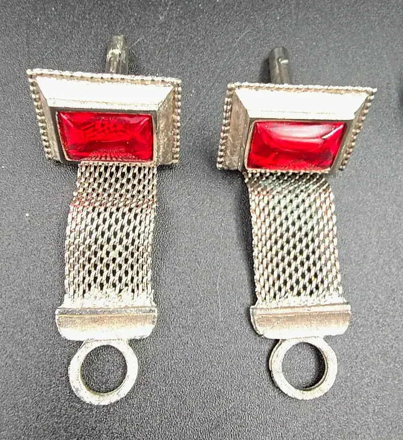 Vintage Ruby Red Glass Wrap Around Mesh Cufflinks Silver Tone Mid Century Modern — maker's mark