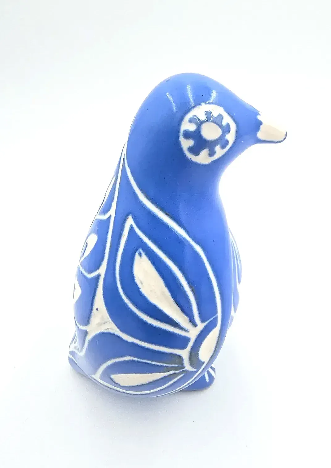Vintage Pablo Zabal Chile Pottery Penguin Figurine Blue White Sgraffito Folk Art — underside
