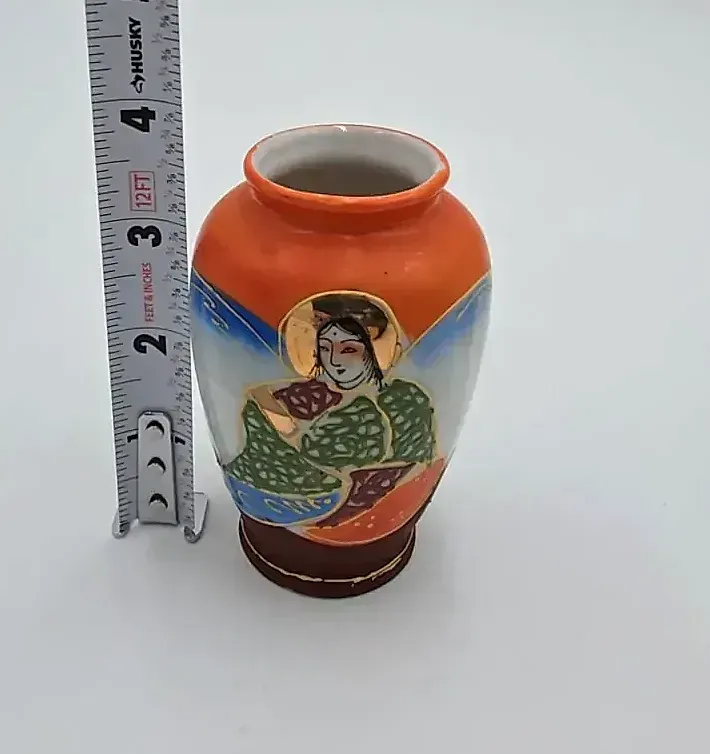 Vintage Occupied Japan Miniature Satsuma Style Vase set of 6